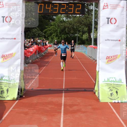 14.06.2026 - 7 Türme Triathlon Andreas Tolksdorf http://msf.ph/oto/9804244 14.06.2026 15:32:30 Ziel 840, 901, 917 meine-sportfotos.de