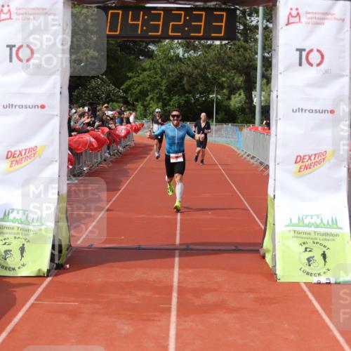 14.06.2026 - 7 Türme Triathlon Andreas Tolksdorf http://msf.ph/oto/9804253 14.06.2026 15:32:31 Ziel 840, 917 meine-sportfotos.de
