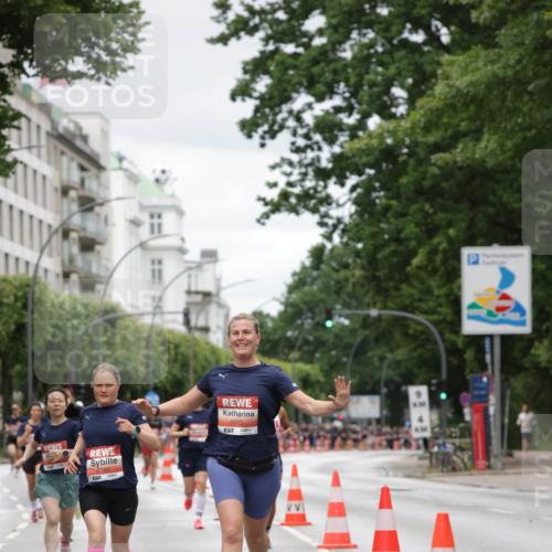 14.06.2026 - REWE Women's Run Jannik Wohlers http://msf.ph/oto/9804274 14.06.2026 10:37:38 Laufen 7, 5975 meine-sportfotos.de