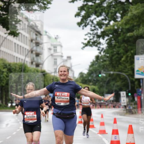 14.06.2026 - REWE Women's Run Jannik Wohlers http://msf.ph/oto/9804276 14.06.2026 10:37:39 Laufen 7, 6786, 5975, 7 meine-sportfotos.de