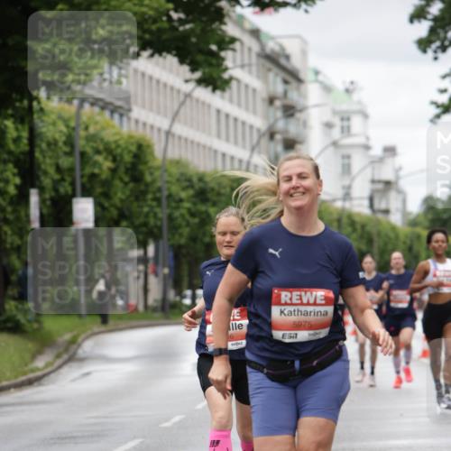14.06.2026 - REWE Women's Run Jannik Wohlers http://msf.ph/oto/9804285 14.06.2026 10:37:40 Laufen 5975, 36 meine-sportfotos.de