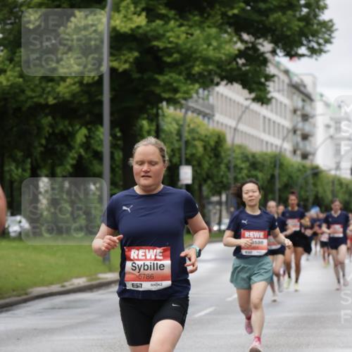 14.06.2026 - REWE Women's Run Jannik Wohlers http://msf.ph/oto/9804296 14.06.2026 10:37:42 Laufen 5786, 7 meine-sportfotos.de
