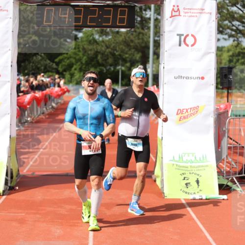 14.06.2026 - 7 Türme Triathlon Andreas Tolksdorf http://msf.ph/oto/9804311 14.06.2026 15:32:37 Ziel 840, 917, 1025 meine-sportfotos.de