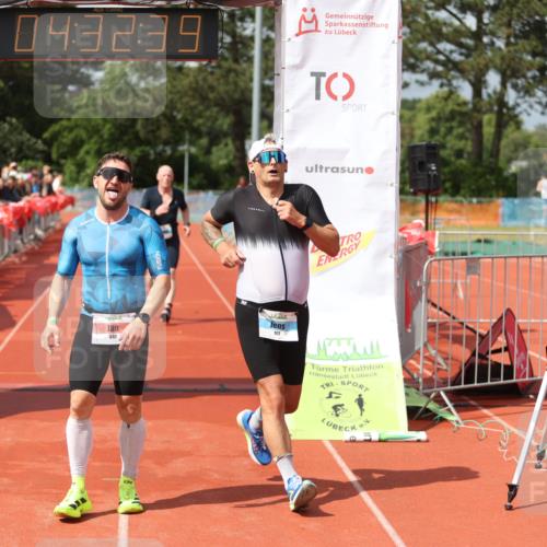 14.06.2026 - 7 Türme Triathlon Andreas Tolksdorf http://msf.ph/oto/9804316 14.06.2026 15:32:37 Ziel 840, 917, 1025 meine-sportfotos.de