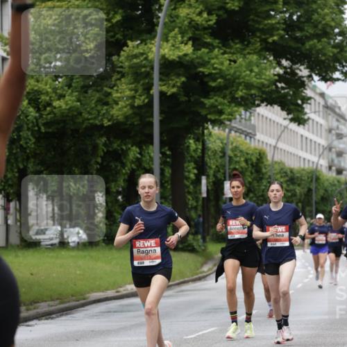 14.06.2026 - REWE Women's Run Jannik Wohlers http://msf.ph/oto/9804337 14.06.2026 10:37:47 Laufen 5613, 7, 5815 meine-sportfotos.de