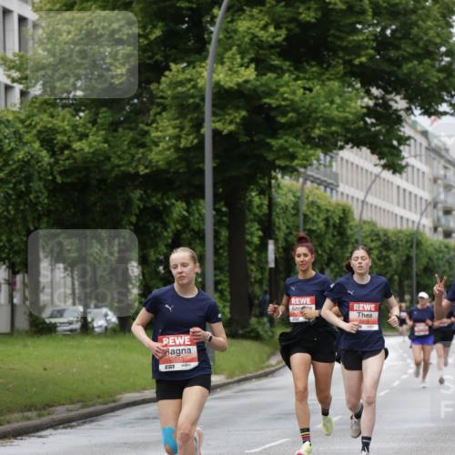 14.06.2026 - REWE Women's Run Jannik Wohlers http://msf.ph/oto/9804341 14.06.2026 10:37:47 Laufen 5613, 57, 5815 meine-sportfotos.de