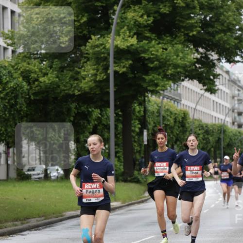 14.06.2026 - REWE Women's Run Jannik Wohlers http://msf.ph/oto/9804343 14.06.2026 10:37:47 Laufen 5613, 57, 5815 meine-sportfotos.de