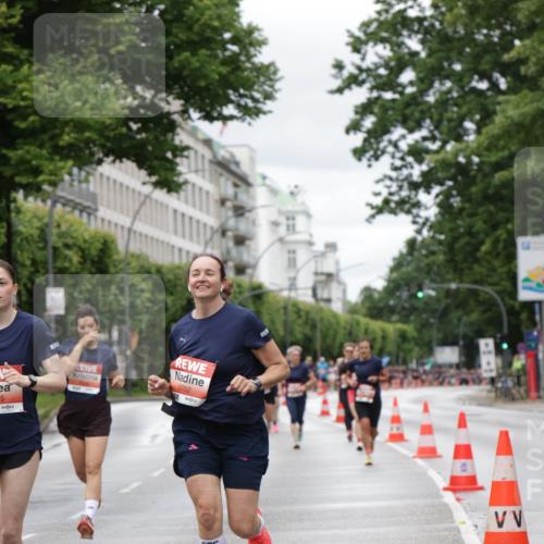 14.06.2026 - REWE Women's Run Jannik Wohlers http://msf.ph/oto/9804352 14.06.2026 10:37:49 Laufen 5702, 15 meine-sportfotos.de