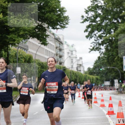 14.06.2026 - REWE Women's Run Jannik Wohlers http://msf.ph/oto/9804354 14.06.2026 10:37:49 Laufen 15, 5702, 7, 1, 5 meine-sportfotos.de