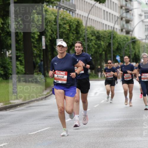 14.06.2026 - REWE Women's Run Jannik Wohlers http://msf.ph/oto/9804377 14.06.2026 10:37:54 Laufen 5477, 7, 5096 meine-sportfotos.de