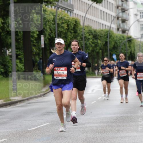14.06.2026 - REWE Women's Run Jannik Wohlers http://msf.ph/oto/9804379 14.06.2026 10:37:54 Laufen 5477, 7, 5096, 77 meine-sportfotos.de