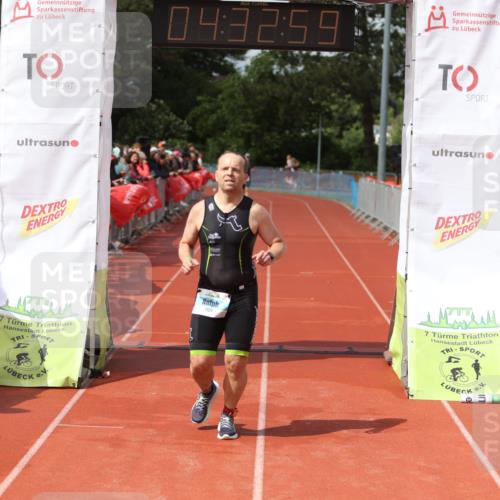 14.06.2026 - 7 Türme Triathlon Andreas Tolksdorf http://msf.ph/oto/9804383 14.06.2026 15:32:58 Ziel 1123 meine-sportfotos.de