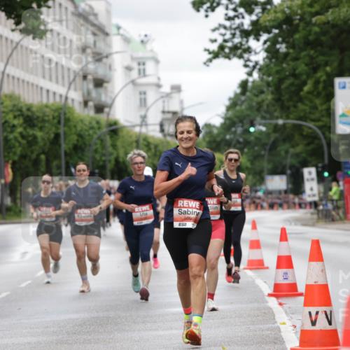 14.06.2026 - REWE Women's Run Jannik Wohlers http://msf.ph/oto/9804386 14.06.2026 10:37:55 Laufen 5434, 5096, 57 meine-sportfotos.de