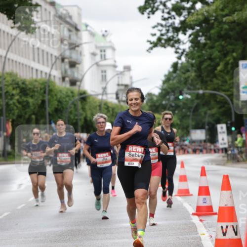 14.06.2026 - REWE Women's Run Jannik Wohlers http://msf.ph/oto/9804387 14.06.2026 10:37:55 Laufen 5434, 5096, 7 meine-sportfotos.de