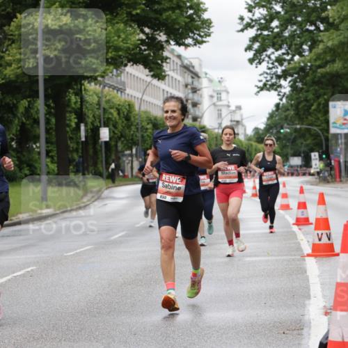 14.06.2026 - REWE Women's Run Jannik Wohlers http://msf.ph/oto/9804401 14.06.2026 10:37:57 Laufen 5434, 5096 meine-sportfotos.de