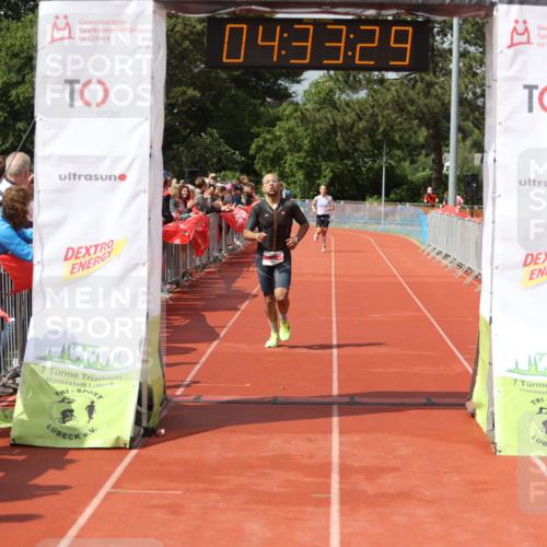14.06.2026 - 7 Türme Triathlon Andreas Tolksdorf http://msf.ph/oto/9804407 14.06.2026 15:33:28 Ziel 643 meine-sportfotos.de