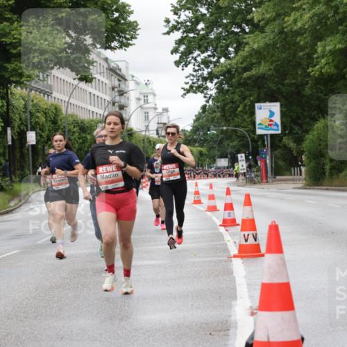 14.06.2026 - REWE Women's Run Jannik Wohlers http://msf.ph/oto/9804416 14.06.2026 10:37:59 Laufen 5916 meine-sportfotos.de