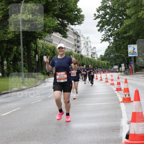14.06.2026 - REWE Women's Run Jannik Wohlers http://msf.ph/oto/9804463 14.06.2026 10:38:04 Laufen 715 meine-sportfotos.de