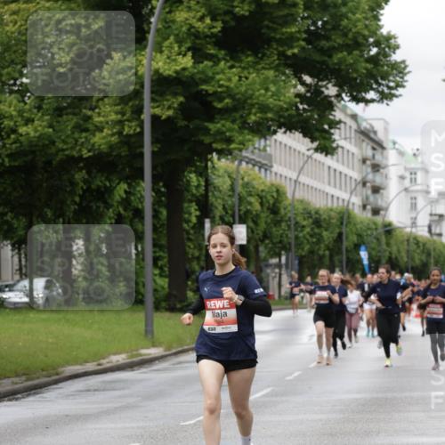 14.06.2026 - REWE Women's Run Jannik Wohlers http://msf.ph/oto/9804480 14.06.2026 10:38:06 Laufen 51 meine-sportfotos.de
