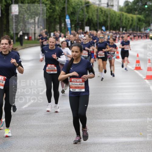 14.06.2026 - REWE Women's Run Jannik Wohlers http://msf.ph/oto/9804515 14.06.2026 10:38:12 Laufen 5202, 517, 5679, 657 meine-sportfotos.de