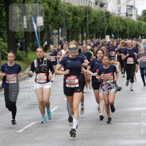 14.06.2026 - REWE Women's Run Jannik Wohlers http://msf.ph/oto/9804534 14.06.2026 10:38:19 Laufen 5048, 5695, 51, 5527, 7 meine-sportfotos.de