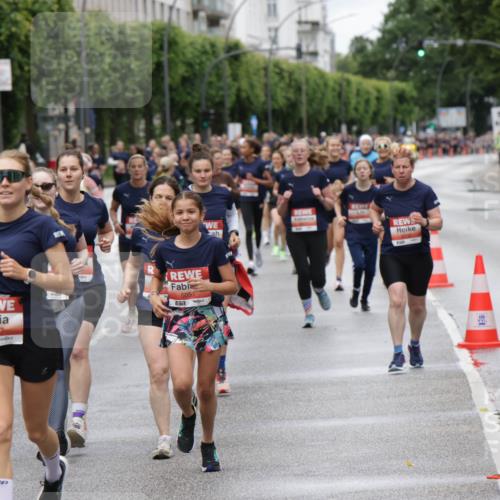 14.06.2026 - REWE Women's Run Jannik Wohlers http://msf.ph/oto/9804548 14.06.2026 10:38:20 Laufen 5, 00, 5695, 627, 5051 meine-sportfotos.de