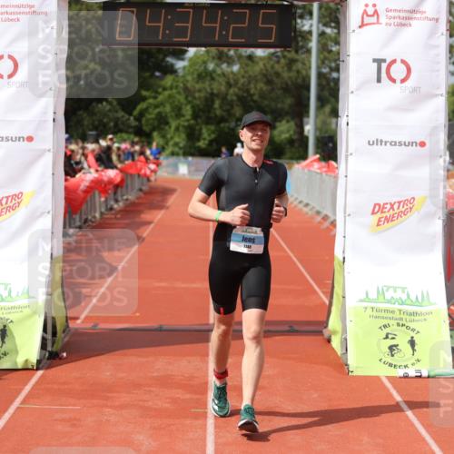 14.06.2026 - 7 Türme Triathlon Andreas Tolksdorf http://msf.ph/oto/9804557 14.06.2026 15:34:24 Ziel 1148 meine-sportfotos.de
