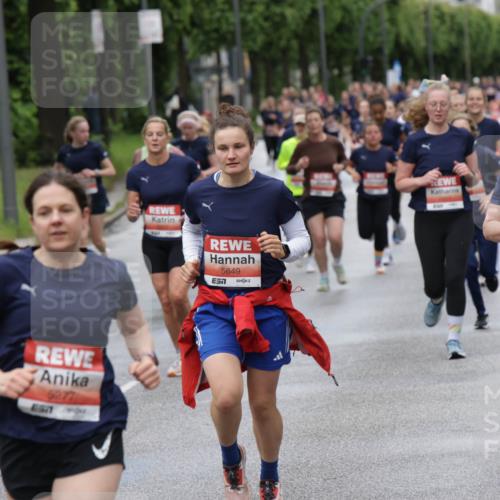 14.06.2026 - REWE Women's Run Jannik Wohlers http://msf.ph/oto/9804562 14.06.2026 10:38:23 Laufen 6277, 5649, 5333 meine-sportfotos.de