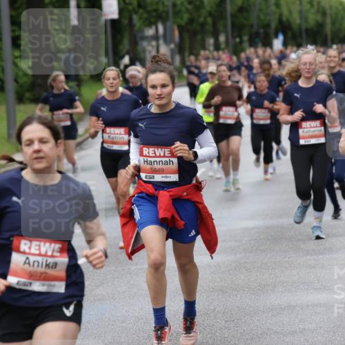14.06.2026 - REWE Women's Run Jannik Wohlers http://msf.ph/oto/9804563 14.06.2026 10:38:23 Laufen 6277, 5649, 5333, 657 meine-sportfotos.de