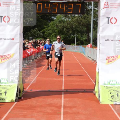 14.06.2026 - 7 Türme Triathlon Andreas Tolksdorf http://msf.ph/oto/9804569 14.06.2026 15:34:35 Ziel 923, 1086, 1096 meine-sportfotos.de