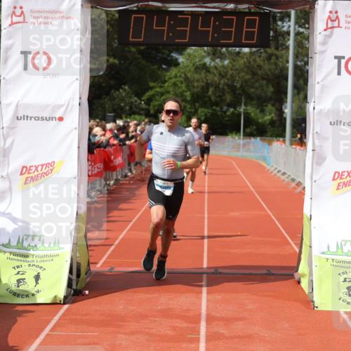 14.06.2026 - 7 Türme Triathlon Andreas Tolksdorf http://msf.ph/oto/9804577 14.06.2026 15:34:36 Ziel 923, 1086, 1096 meine-sportfotos.de