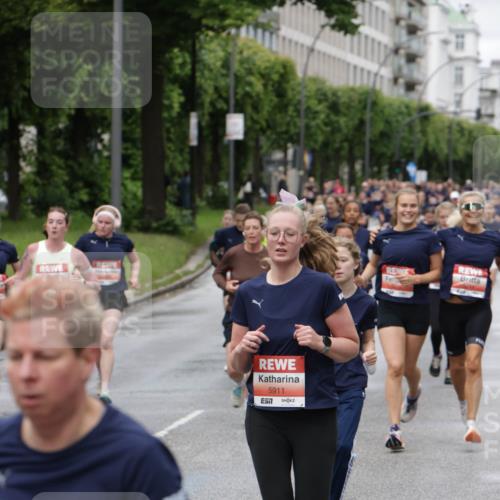 14.06.2026 - REWE Women's Run Jannik Wohlers http://msf.ph/oto/9804587 14.06.2026 10:38:27 Laufen 6110, 5911 meine-sportfotos.de