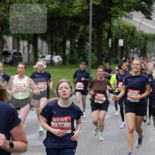 14.06.2026 - REWE Women's Run Jannik Wohlers http://msf.ph/oto/9804608 14.06.2026 10:38:29 Laufen 5778 meine-sportfotos.de