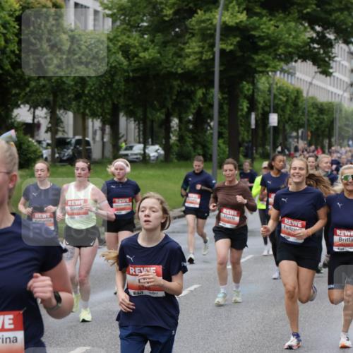 14.06.2026 - REWE Women's Run Jannik Wohlers http://msf.ph/oto/9804611 14.06.2026 10:38:29 Laufen 5778 meine-sportfotos.de
