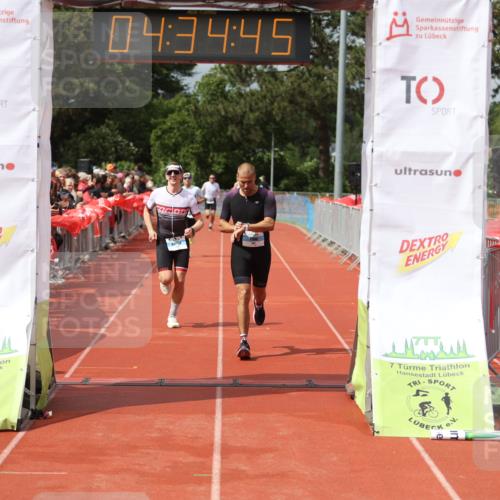 14.06.2026 - 7 Türme Triathlon Andreas Tolksdorf http://msf.ph/oto/9804617 14.06.2026 15:34:43 Ziel 923, 951, 1007, 1086, 1096, 1126 meine-sportfotos.de