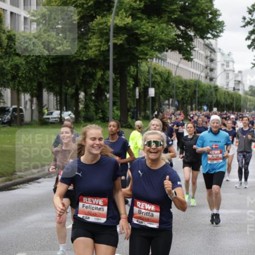 14.06.2026 - REWE Women's Run Jannik Wohlers http://msf.ph/oto/9804637 14.06.2026 10:38:31 Laufen 5245, 57, 6244 meine-sportfotos.de