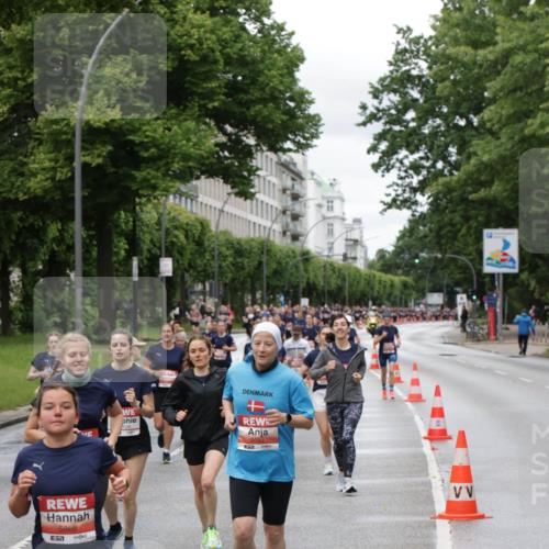 14.06.2026 - REWE Women's Run Jannik Wohlers http://msf.ph/oto/9804647 14.06.2026 10:38:32 Laufen 5868, 7, 5683, 157 meine-sportfotos.de