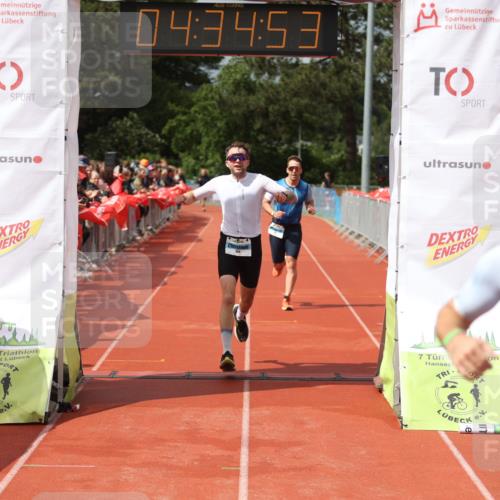 14.06.2026 - 7 Türme Triathlon Andreas Tolksdorf http://msf.ph/oto/9804660 14.06.2026 15:34:51 Ziel 951, 955, 1007, 1126, 1146 meine-sportfotos.de