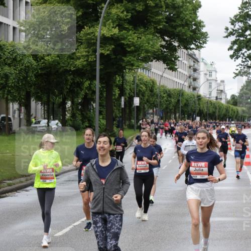14.06.2026 - REWE Women's Run Jannik Wohlers http://msf.ph/oto/9804663 14.06.2026 10:38:35 Laufen 5308 meine-sportfotos.de