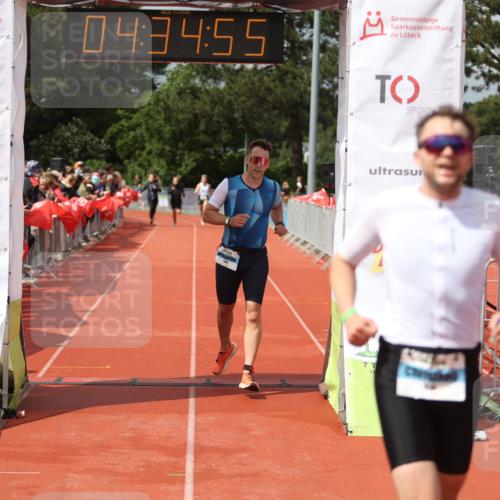 14.06.2026 - 7 Türme Triathlon Andreas Tolksdorf http://msf.ph/oto/9804672 14.06.2026 15:34:53 Ziel 951, 955, 1007, 1126, 1146 meine-sportfotos.de