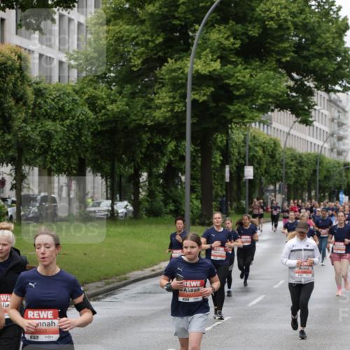 14.06.2026 - REWE Women's Run Jannik Wohlers http://msf.ph/oto/9804689 14.06.2026 10:38:38 Laufen 10, 5933, 57, 5217, 7 meine-sportfotos.de