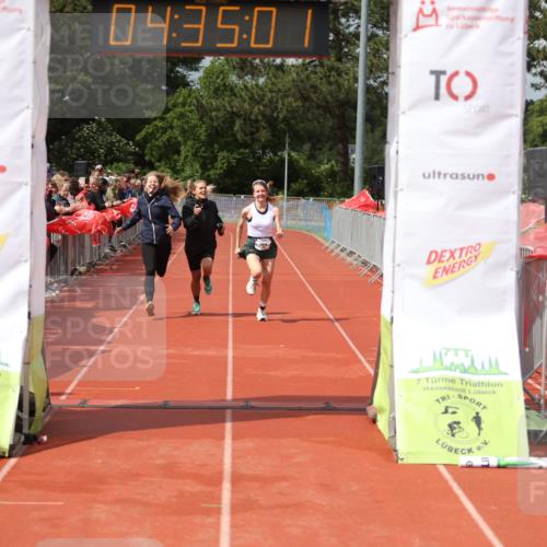 14.06.2026 - 7 Türme Triathlon Andreas Tolksdorf http://msf.ph/oto/9804699 14.06.2026 15:34:59 Ziel 955, 1146, 1185 meine-sportfotos.de