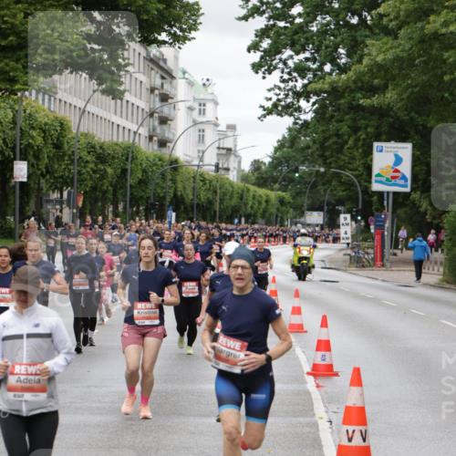 14.06.2026 - REWE Women's Run Jannik Wohlers http://msf.ph/oto/9804722 14.06.2026 10:38:40 Laufen 837 meine-sportfotos.de