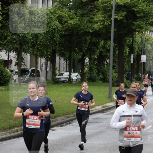 14.06.2026 - REWE Women's Run Jannik Wohlers http://msf.ph/oto/9804725 14.06.2026 10:38:41 Laufen 5070, 5660 meine-sportfotos.de