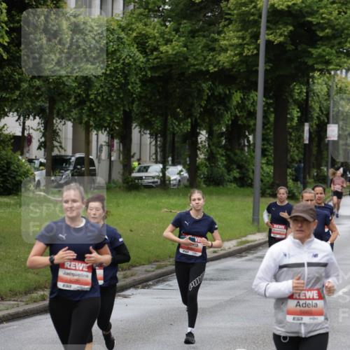 14.06.2026 - REWE Women's Run Jannik Wohlers http://msf.ph/oto/9804726 14.06.2026 10:38:41 Laufen 5070, 5660 meine-sportfotos.de