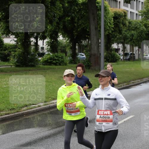 14.06.2026 - REWE Women's Run Jannik Wohlers http://msf.ph/oto/9804741 14.06.2026 10:38:43 Laufen 5661, 5660, 7 meine-sportfotos.de
