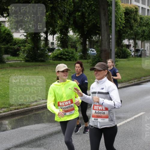 14.06.2026 - REWE Women's Run Jannik Wohlers http://msf.ph/oto/9804747 14.06.2026 10:38:44 Laufen 5661, 577, 5660, 657 meine-sportfotos.de