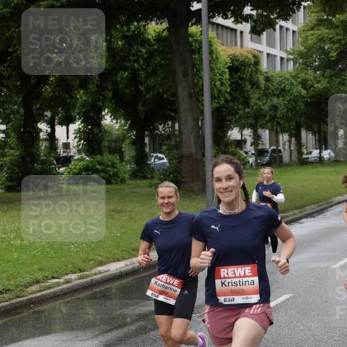 14.06.2026 - REWE Women's Run Jannik Wohlers http://msf.ph/oto/9804766 14.06.2026 10:38:46 Laufen 5729, 6023, 7 meine-sportfotos.de