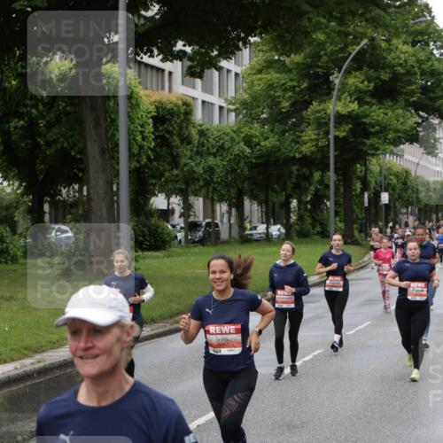 14.06.2026 - REWE Women's Run Jannik Wohlers http://msf.ph/oto/9804770 14.06.2026 10:38:47 Laufen 6055 meine-sportfotos.de