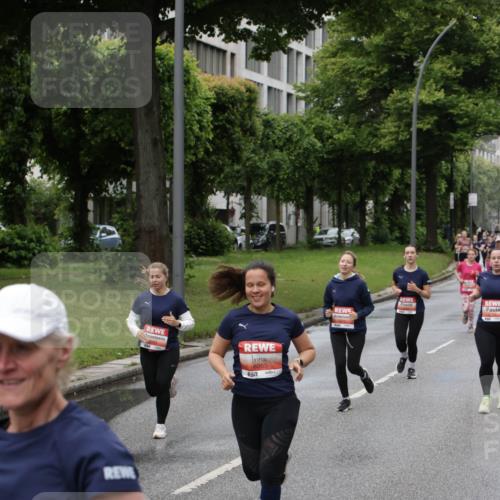 14.06.2026 - REWE Women's Run Jannik Wohlers http://msf.ph/oto/9804776 14.06.2026 10:38:47 Laufen 6055, 657 meine-sportfotos.de
